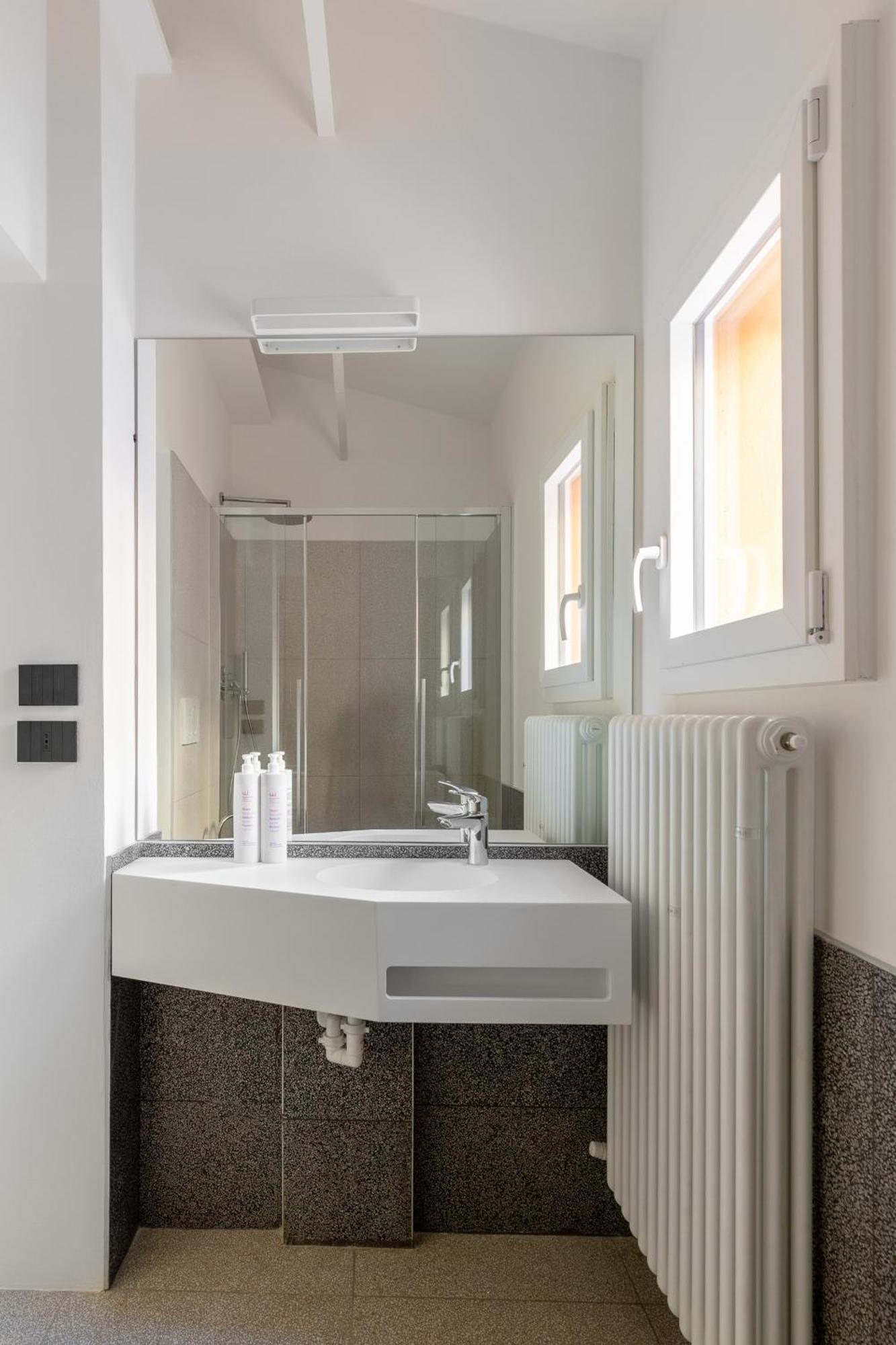 Capo Di Lucca White Apartments By Wonderful Italy 博洛尼亚 外观 照片